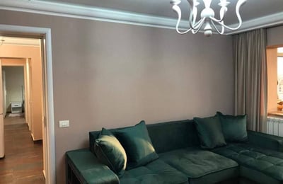 Alquiler de cómodos apartamentos de 3 habitaciones con cocina independiente, 70 m², Faleza Nord, Constanța, Rumanía